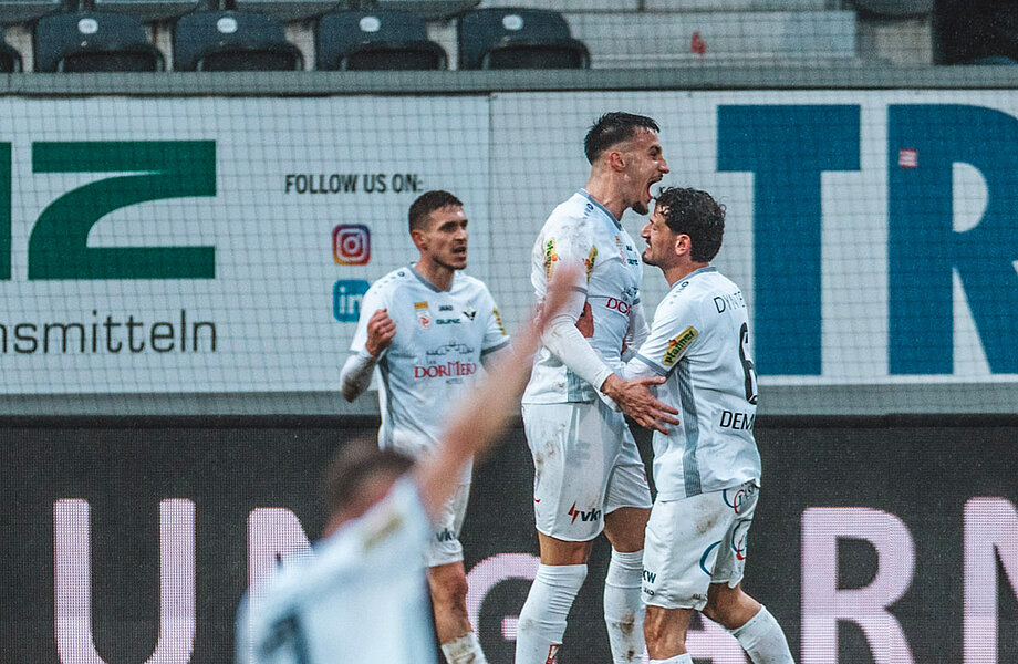 Sieg zum Play Off-Start - Altach besiegt den FC Blau-Weiß Linz