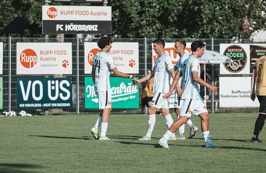 Testspielsieg zum Auftakt